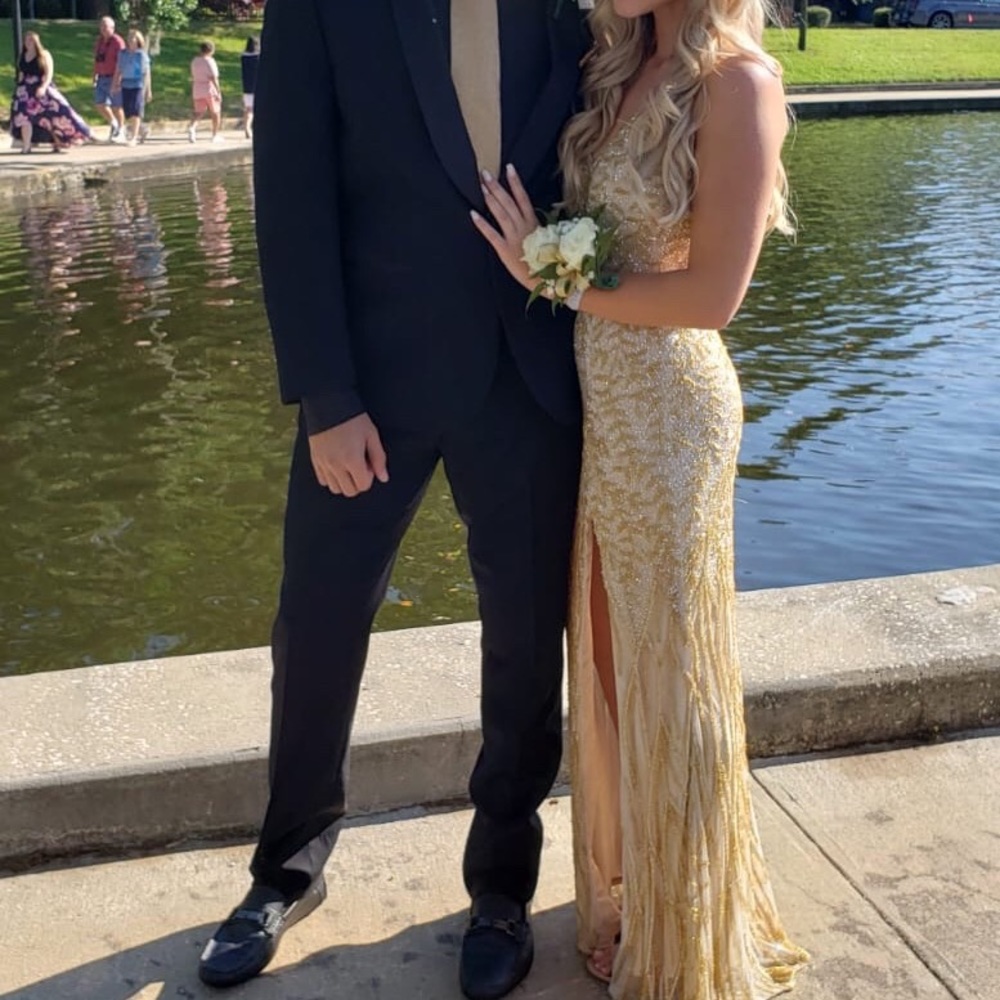 Gold prom dress ✨